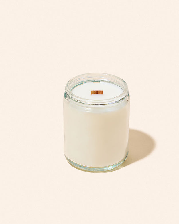 translucent naked / white