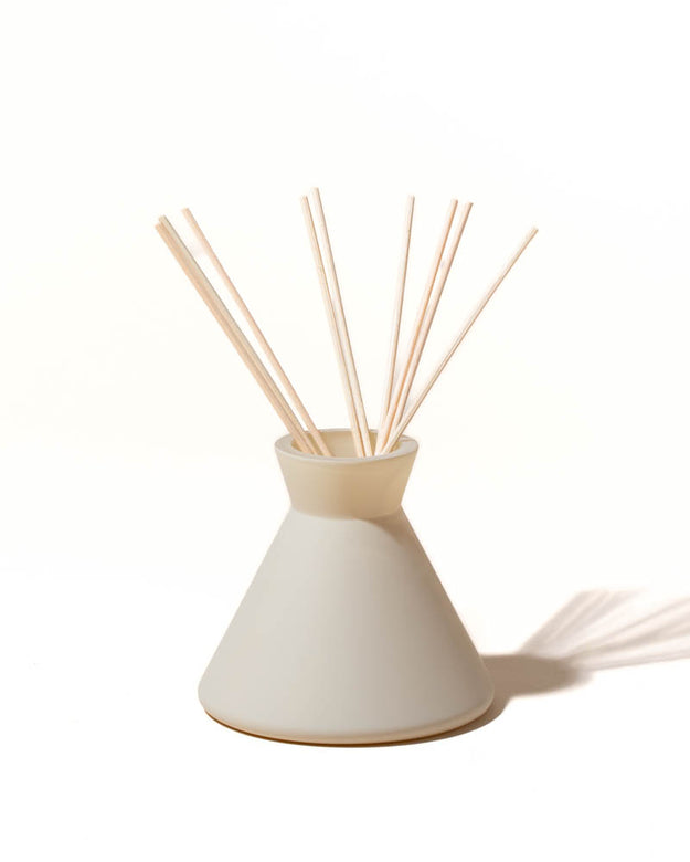 7oz vella™ diffuser bottle