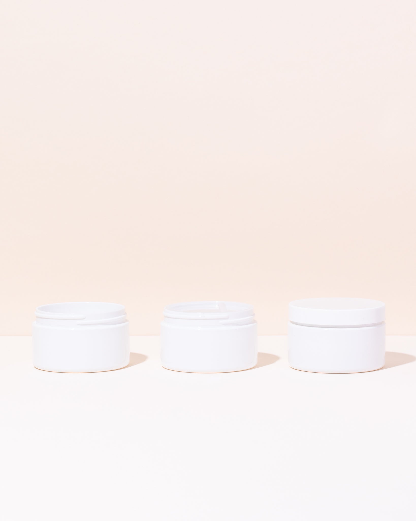 4oz white gloss pet jar - Makesy