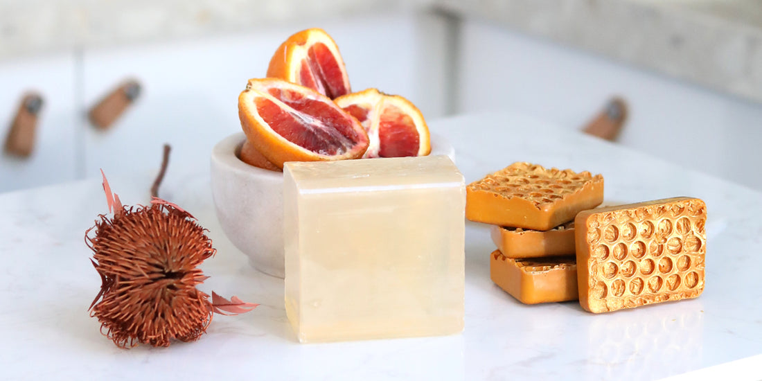 Recipe: Honey Orange Turmeric Soap With Honeycomb Texture