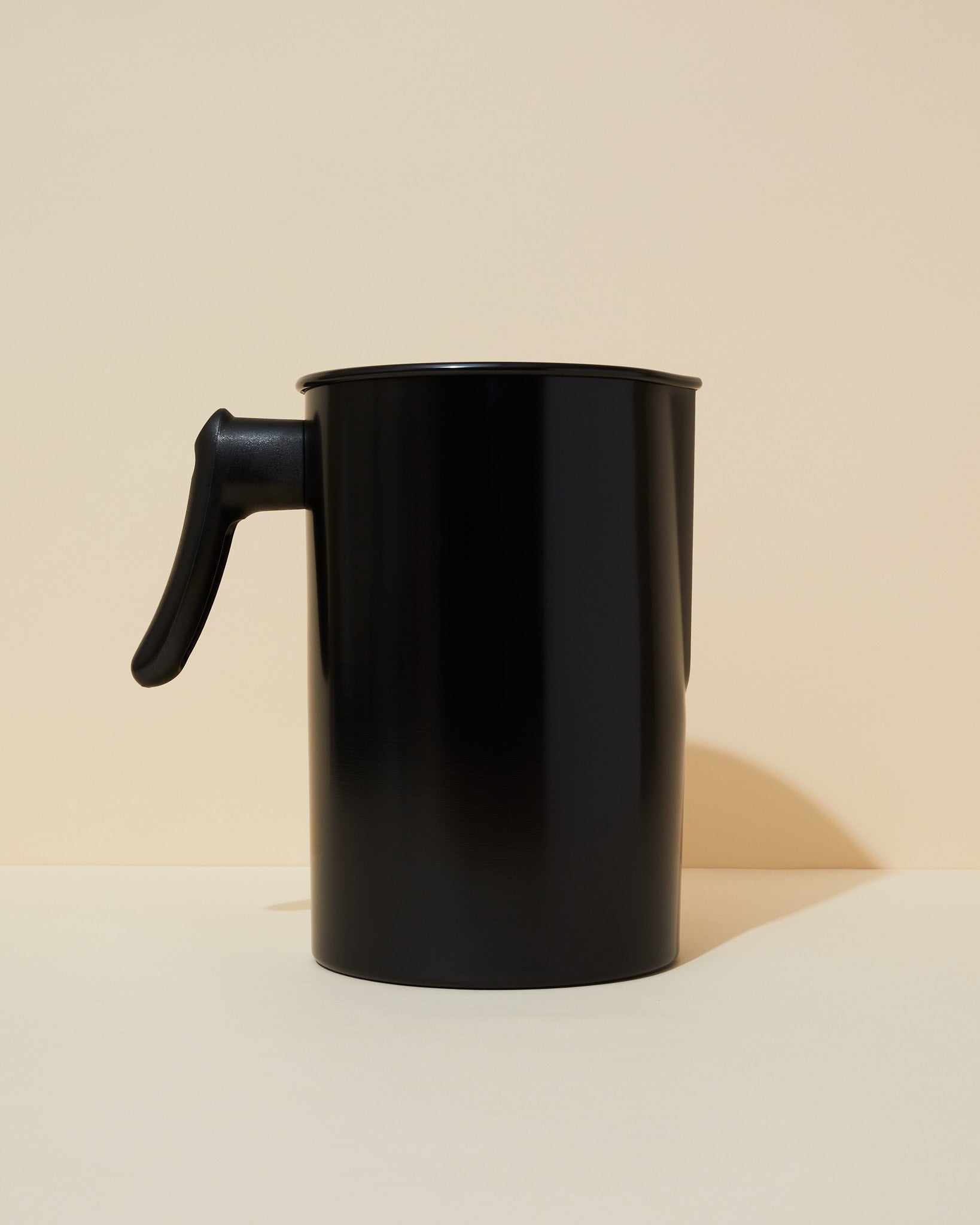 black pouring pitcher - the stash