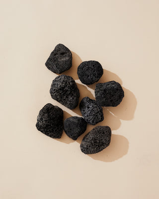 black lava rocks - Makesy